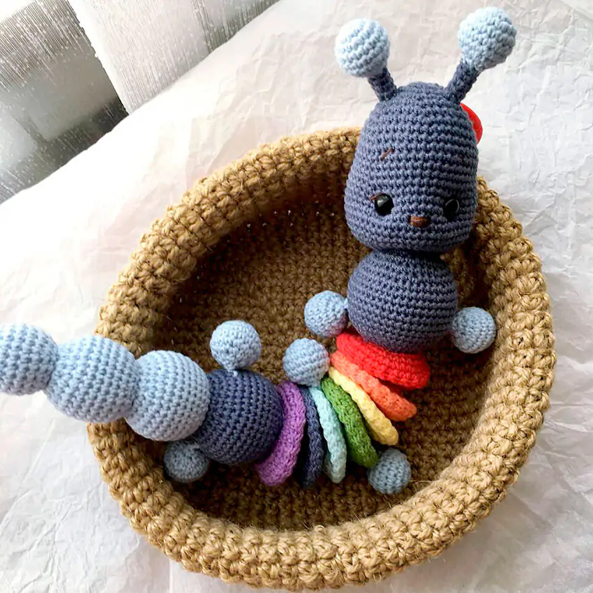 Погремушка Гусеница