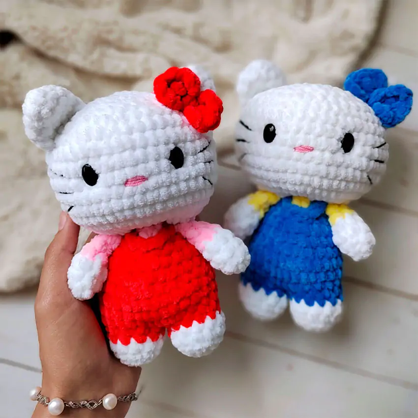 Плюшевые котята